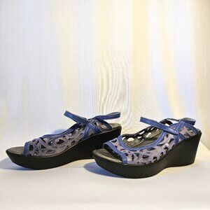 Naot Sandals US 9-9.5 / EUR 40